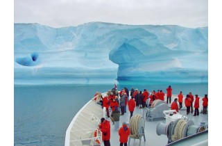G_MS_HANSEATIC_in_Antarctica [1600x1200]